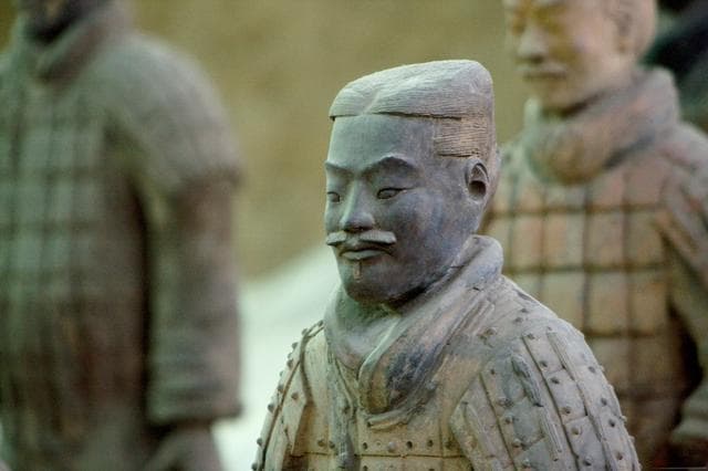 从泥土到奇迹：兵马俑制作工艺详解