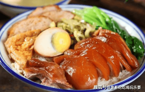 猪脚饭是一道非常美味的家常菜，口感鲜美，营养丰富