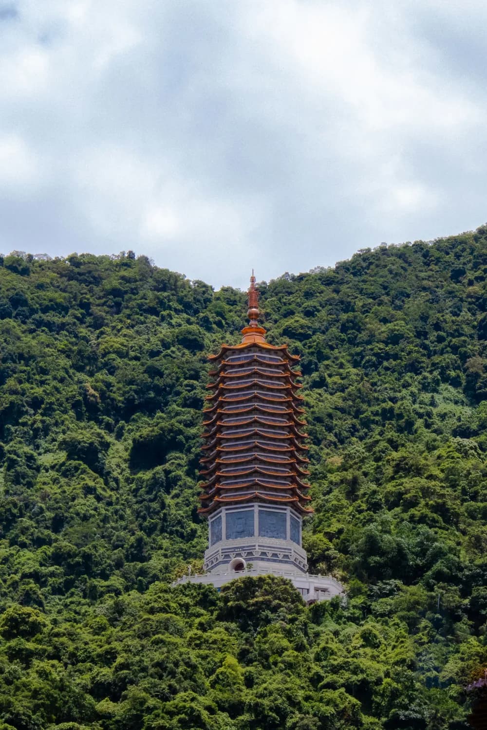 南宁青秀山风景区：绿城翡翠，壮乡凤凰