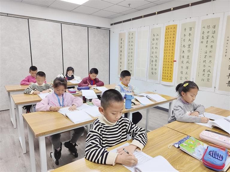 数字化时代 你还能写一手好字吗？