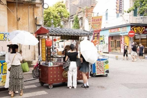 探索味蕾的古韵之旅：赤坎古商埠美食探秘