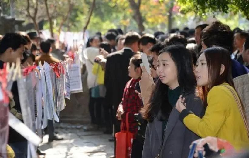 2024年高考调整为“高考大年”，报名人数达1632万