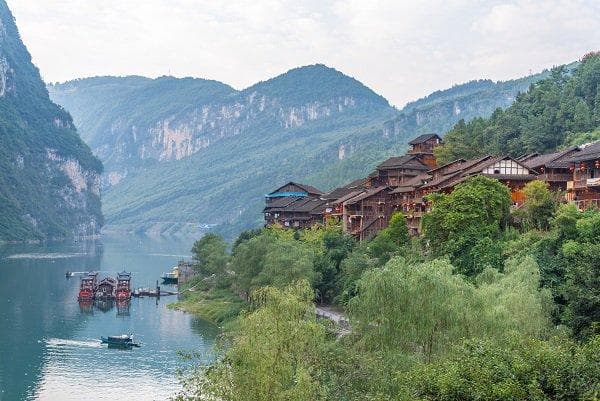 重庆清明节周边踏春游：龚滩古镇+乌江画廊2日游攻略