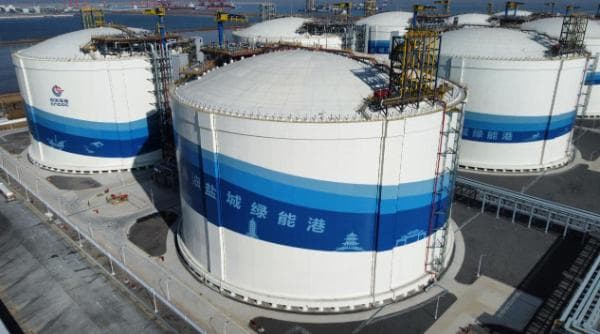 中国海油27万立方米LNG储罐一次性成功投用