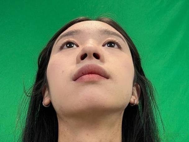拍照脸往一边歪是咋回事？树莓王老师摄影告诉你脸怎么摆好看