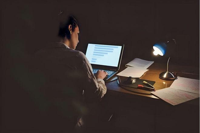 熬夜太伤身体！打工人熬夜急救指南来啦！（营养+方法）