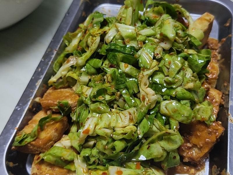 自制美味臭豆腐，口感酥脆，味道浓郁