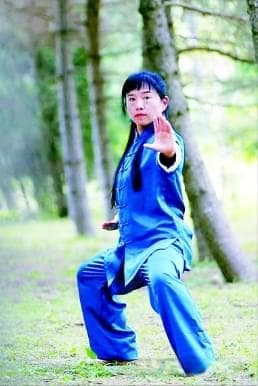 从瑜伽到太极八极：一位70后女子的武术传承之路