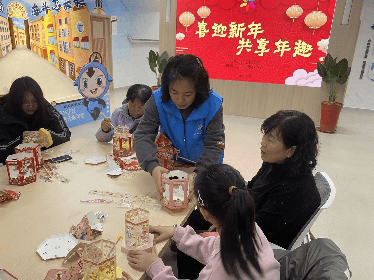 【我们的节日·小年】品传统习俗 享新春年味