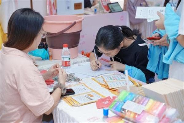 4C认知绘画项目助力自闭症儿童融入社会