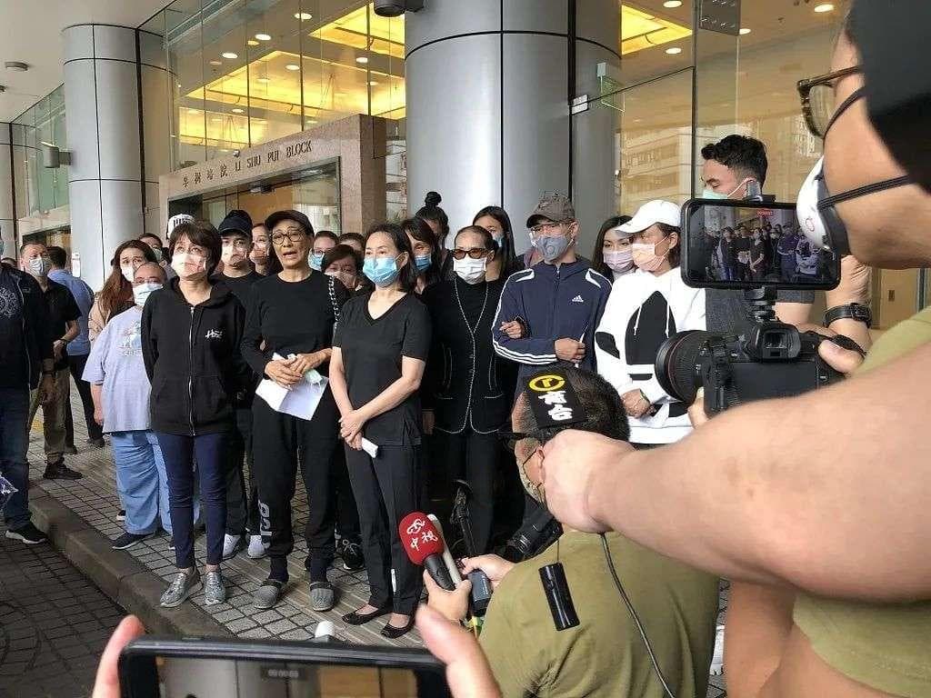 从文艺女到大家姐：赌王接班人何超琼的多面人生