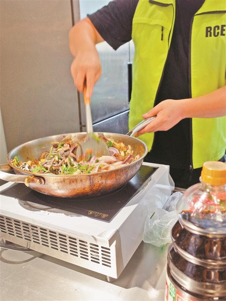 深圳菜市场升级：免费加工炒菜、智慧管理、环保回收成新亮点