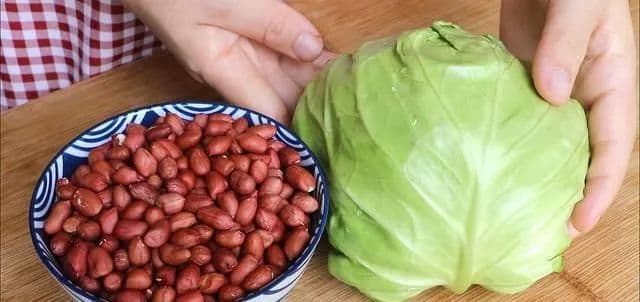 包菜凉拌是否需要焯水？正确做法大揭秘，开胃解腻更胜肉香