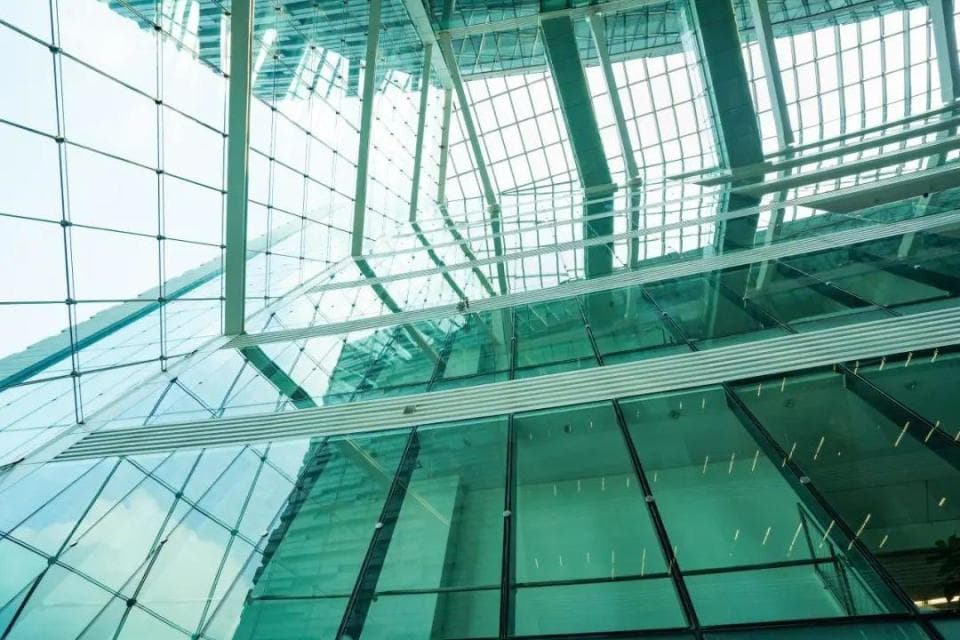 给玻璃“用”点力
