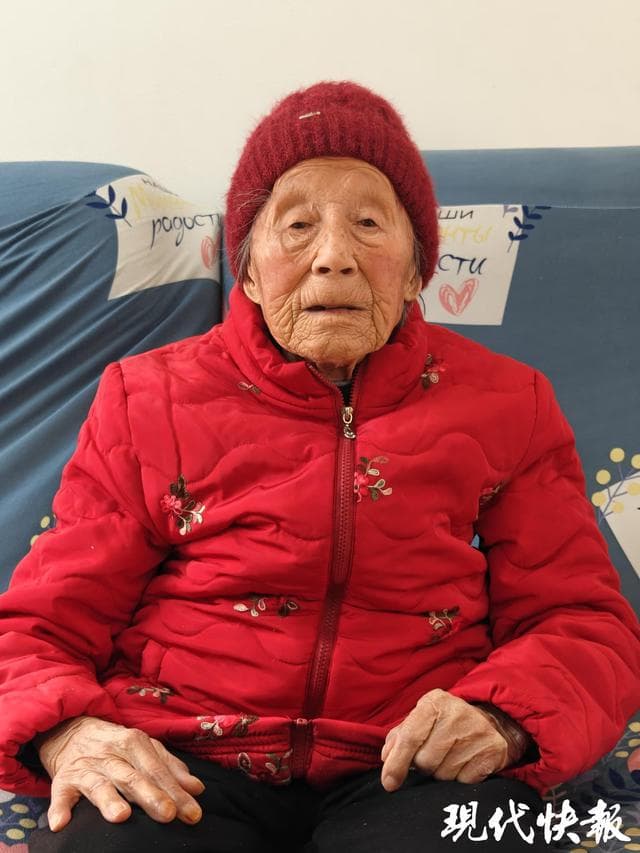 目睹父亲仗义执言惹怒日本人被枪击，95岁老人含泪讲述1937年亲身经历