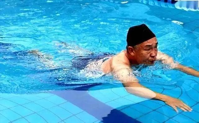 心脏最“偏爱”这4种运动，不是跑步，人过60，多运动才能护心脏