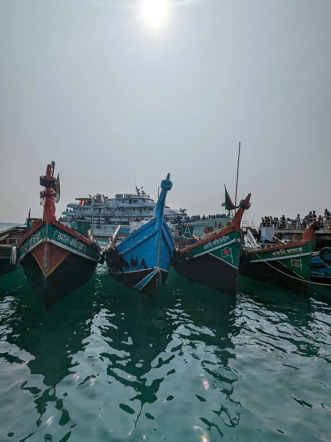 中国海警：守护蓝色国土的利剑