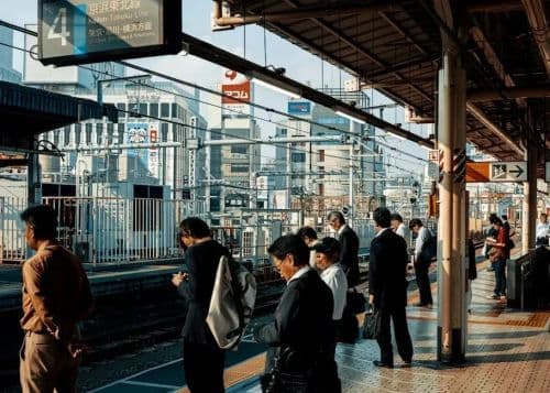 日本“失落的30年”，普通人是怎么过的？