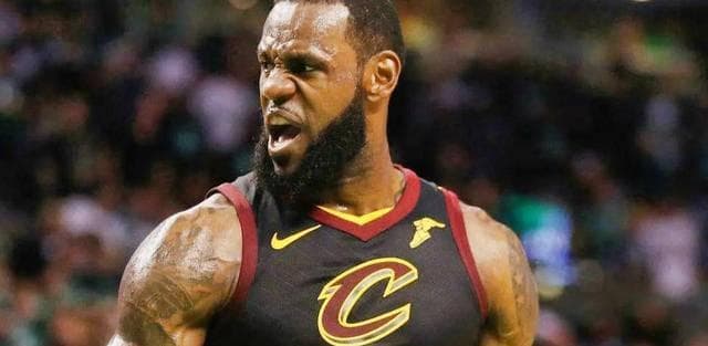 NBA走步争议：揭秘詹姆斯的走步问题及历史走步王