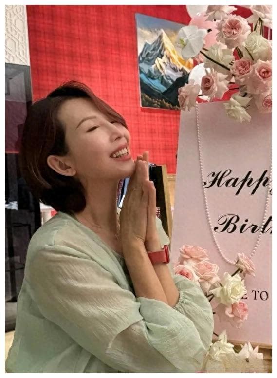 十大最美港星排行榜：风华绝代，美到窒息