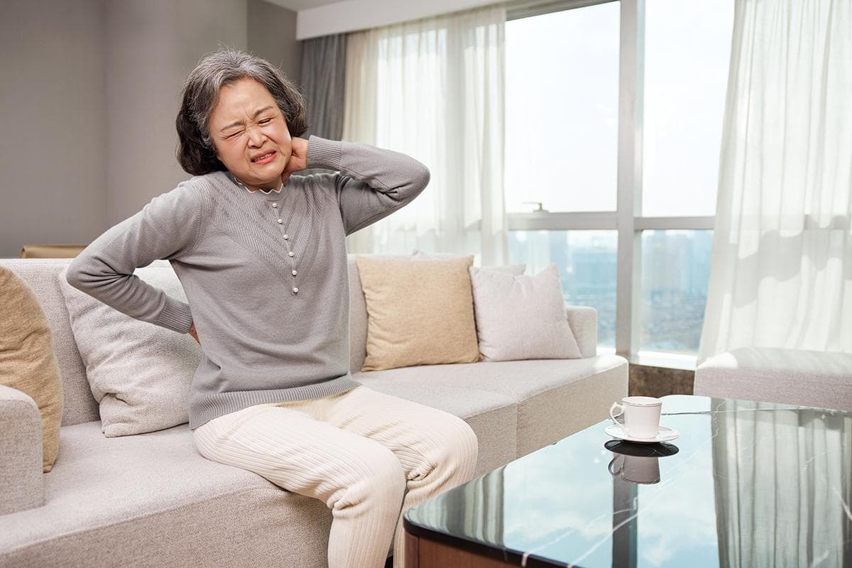 腰痛还是肾脏痛？专业指南帮你分辨疼痛来源