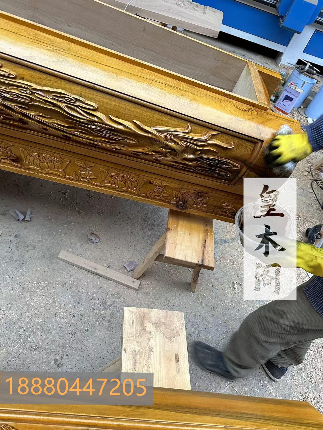 金丝楠木棺材：传统丧葬文化的瑰宝