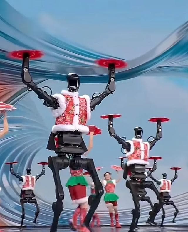 2025春晚机器人舞者技艺大突破，科技与艺术完美融合