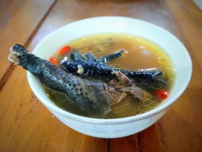 当归乌鸡汤：补气血的养生佳品