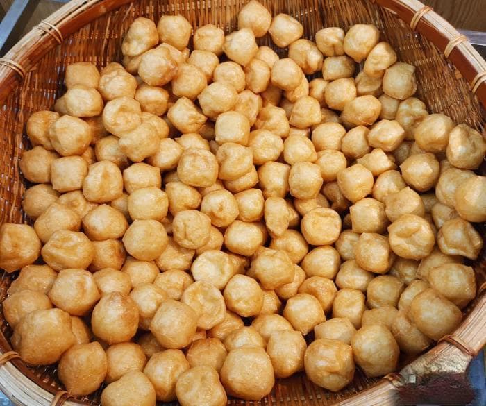 广东侨乡信宜豆炸：让人难忘的百年美食