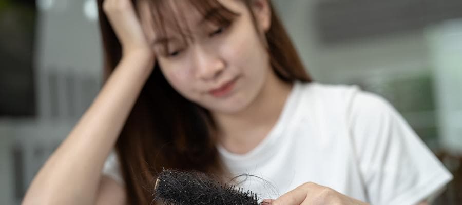 掉发要补充什么？这些营养素让发丝更强韧！