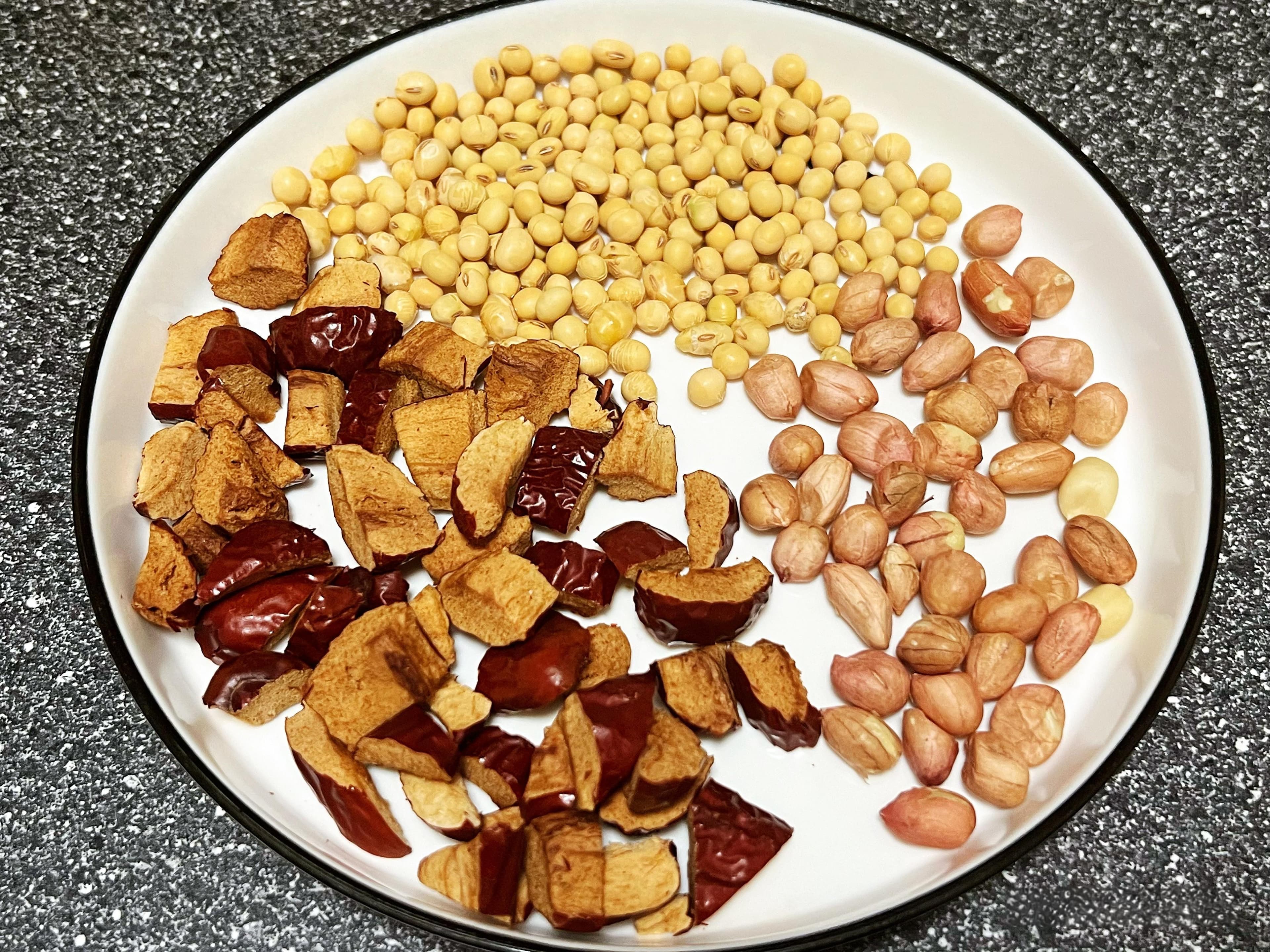 豆浆食谱大全：七款营养美味的豆浆搭配，一周不重样