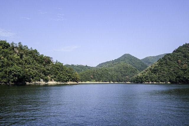 太极湖：湖北十堰的生态与文化瑰宝