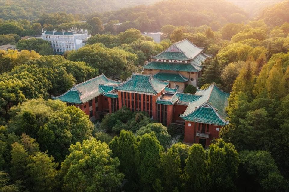 34所自划线高校考研复试线全部公布！什么是自划线高校？