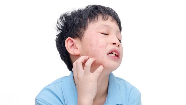 从指甲看健康：中医教你解读指甲的秘密