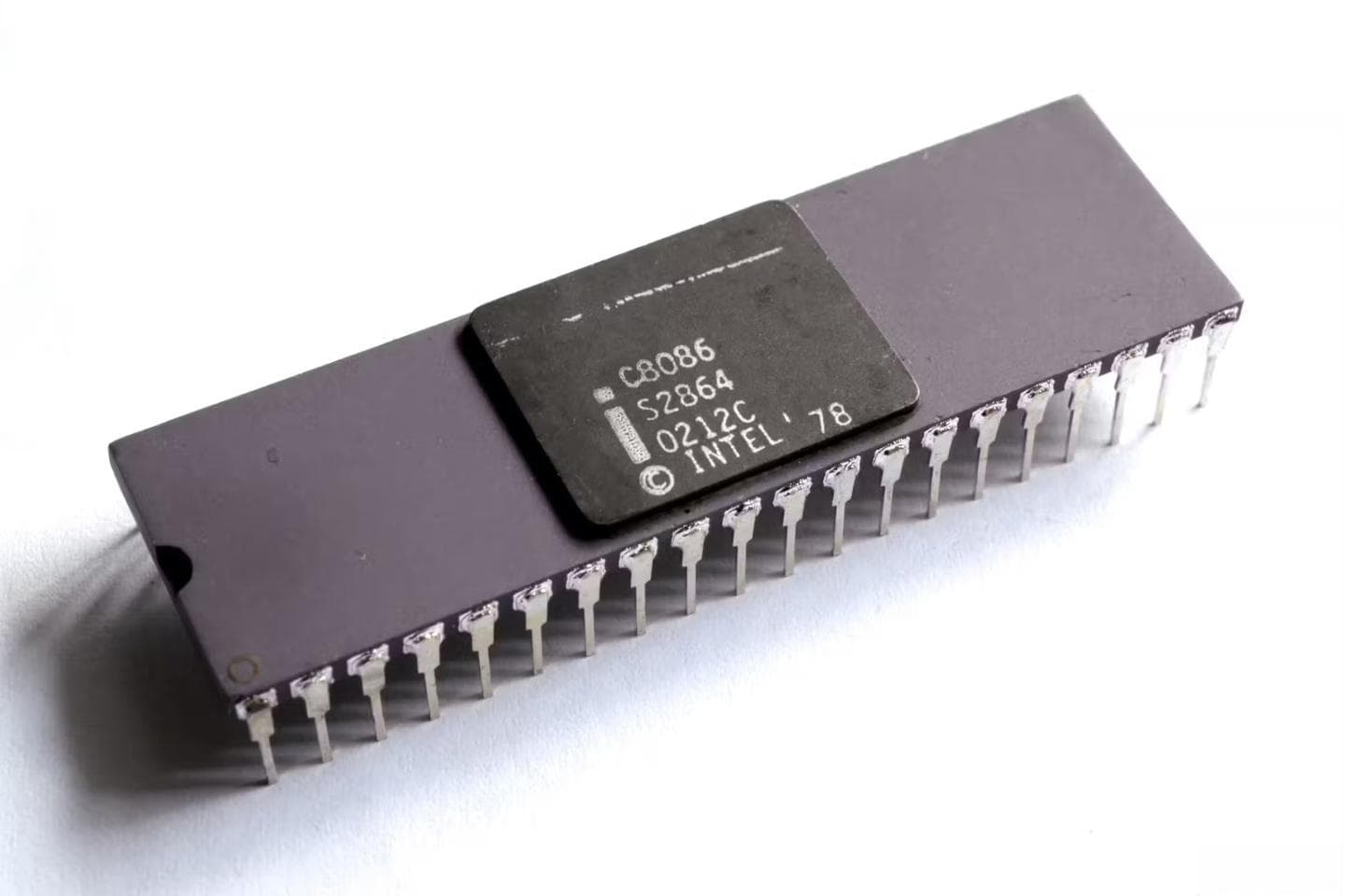 46年前的今天英特尔8086处理器诞生：奠定x86架构基础，开启个人电脑新时代