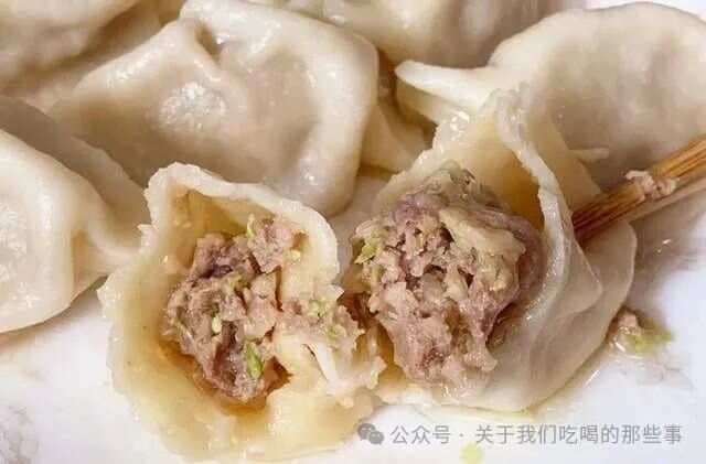 做白菜饺子，白菜不要直接拌馅，多做一步，饺子馅特鲜嫩不出水