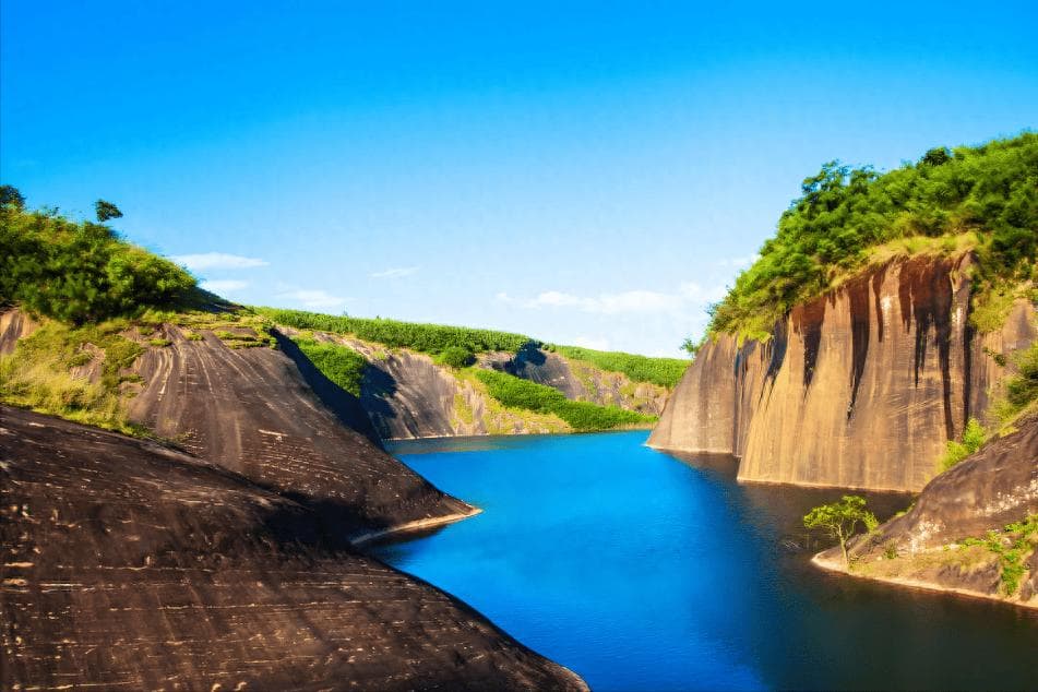 福建三明十大美景：从丹崖地貌到古朴村落的绝美风光