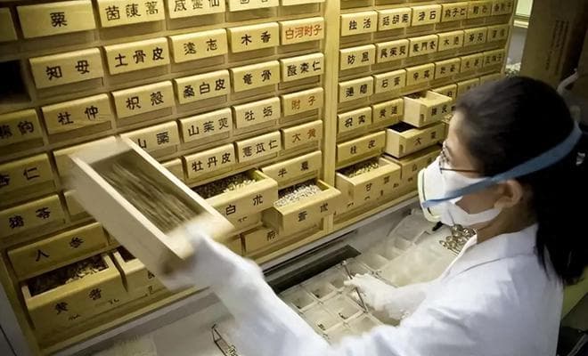 八成医生开汉方，日本中医药产业的现代化转型之路