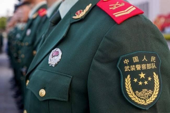 揭秘！武警07式军服换装全记录