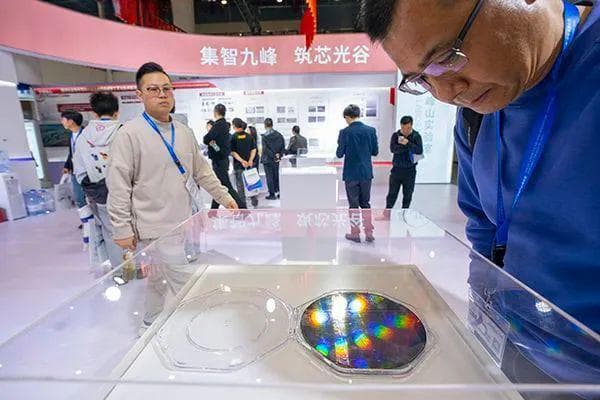 湖北三大支柱产业规模破万亿丨年终回顾②