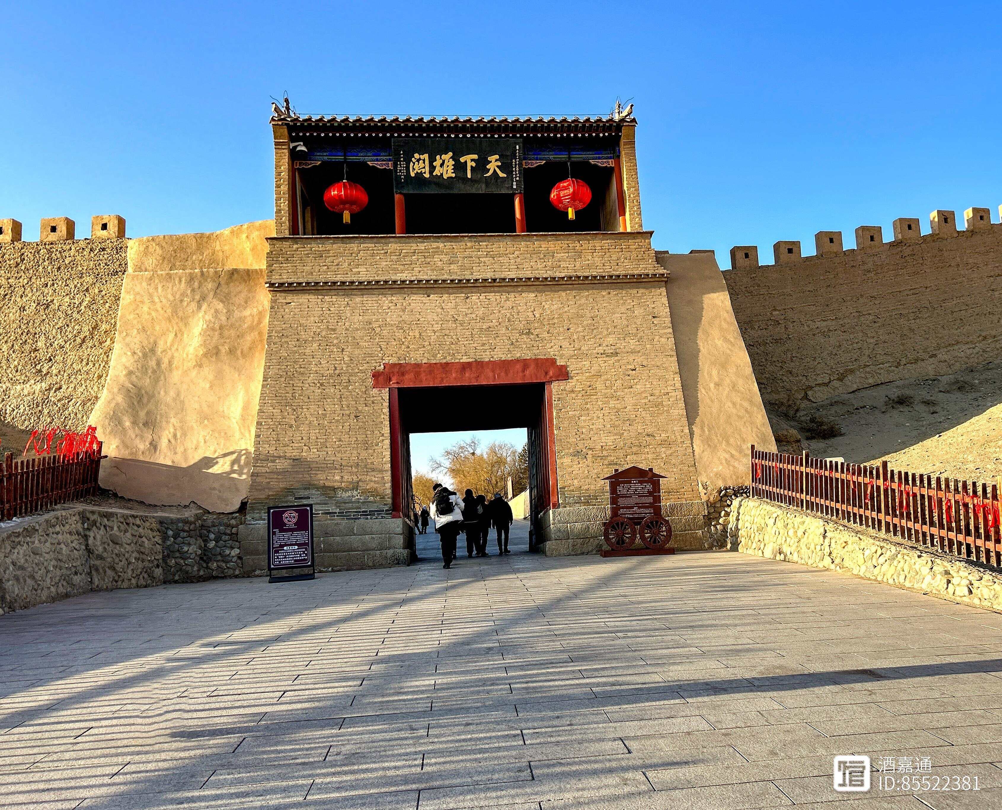 嘉峪关文物景区调整开放时间，让游客有更多时间领略历史风采