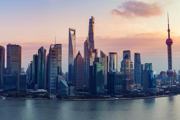 雇佣关系为什么叫剥削：从经济结构到社会现象的深层解析