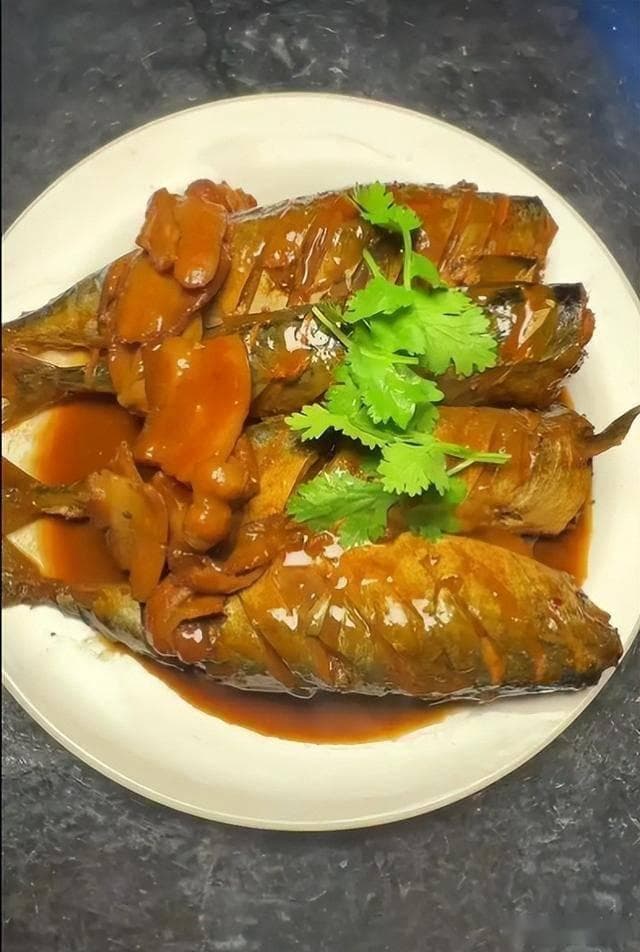 大鲅鱼怎么做好吃？四种正宗做法一定要学会，肉质鲜美，营养好吃
