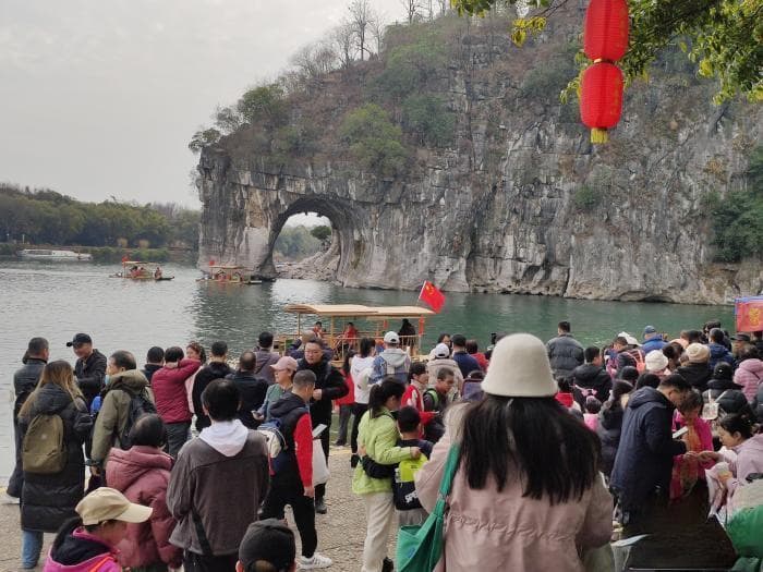 桂林春节假期山水魅力不减 文旅市场持续火爆