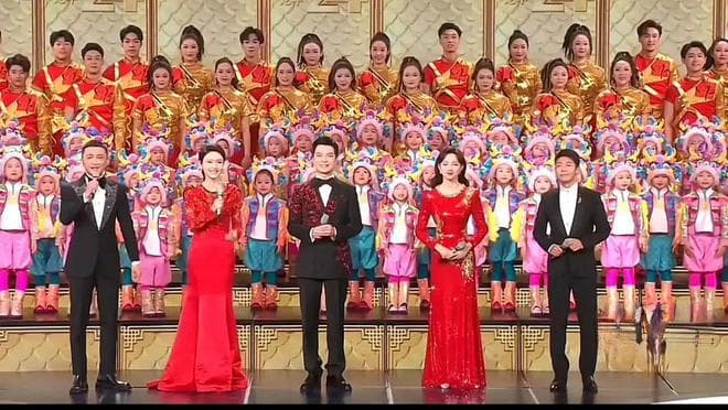 从董卿到尼格买提：春晚主持人的时代变迁