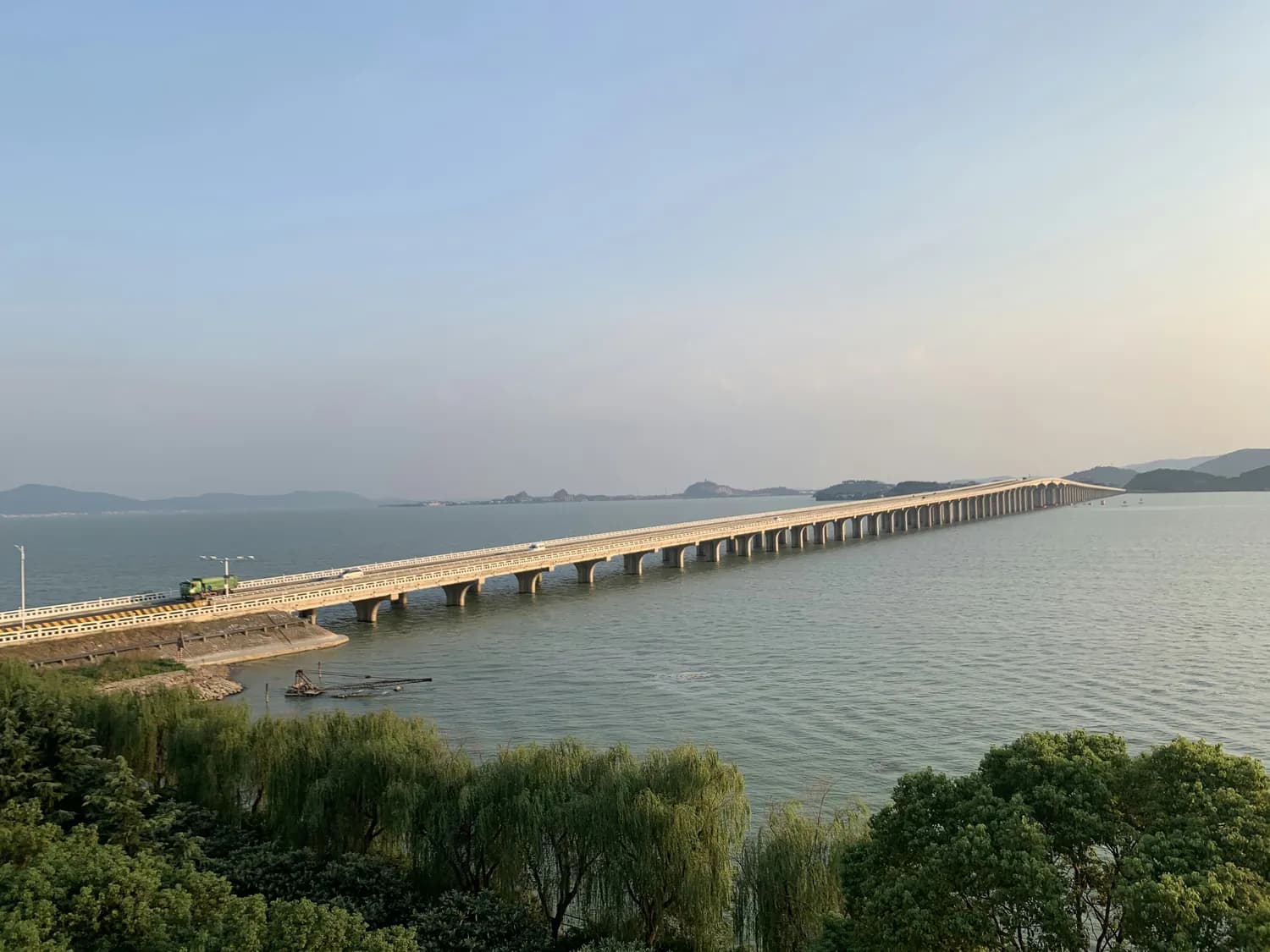 东山岛苏峰山蓝桥：漳州新晋网红打卡地
