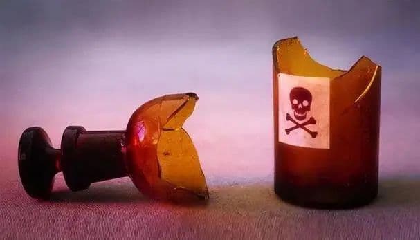 百草枯，枯得不只是草，还可能是你的肺