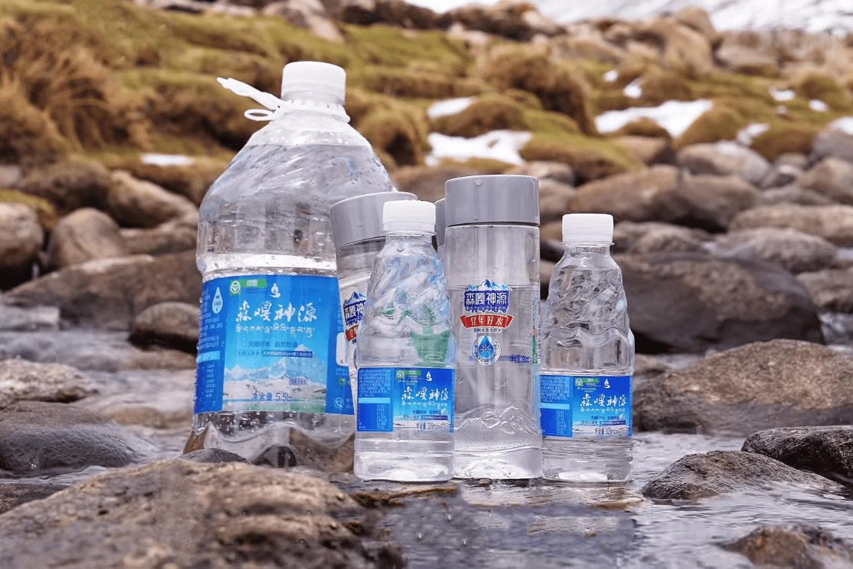 西藏山泉水的健康功效