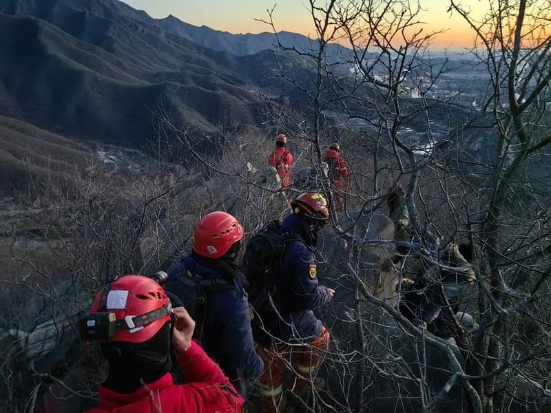 北京近期多人野外徒步被困，出门爬山都要注意啥？