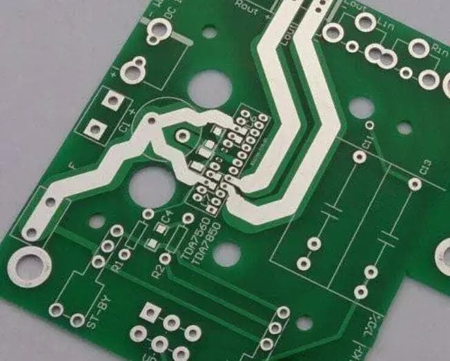 如何设计一个峰值电流可以100A的PCB？（核心：热设计）